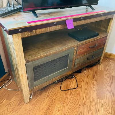 Country Farm TV stand