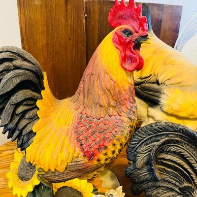 Lot of Chicken decor