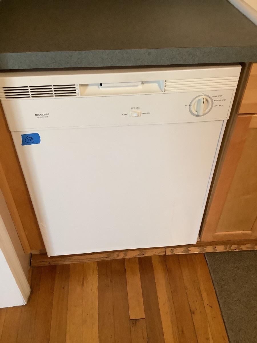 Frigidaire white dishwasher Ultra Quiet 1