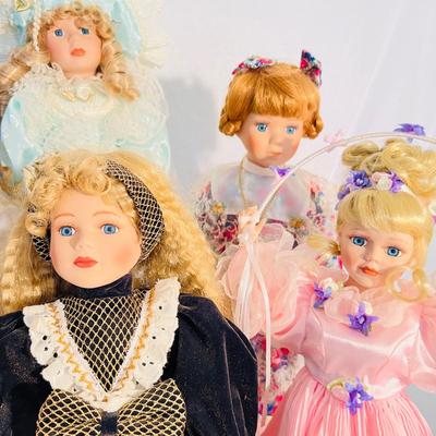Gorgeous Porcelain Dolls (BR3-JM)