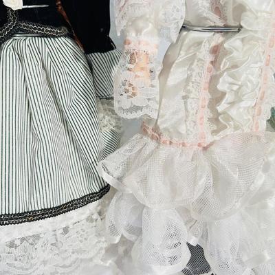 Gorgeous Porcelain Dolls (BR3-JM)