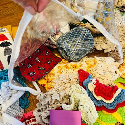 Huge lot of Vintage Hotpads & misc