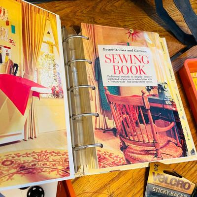 Vintage needlework & Sewing items
