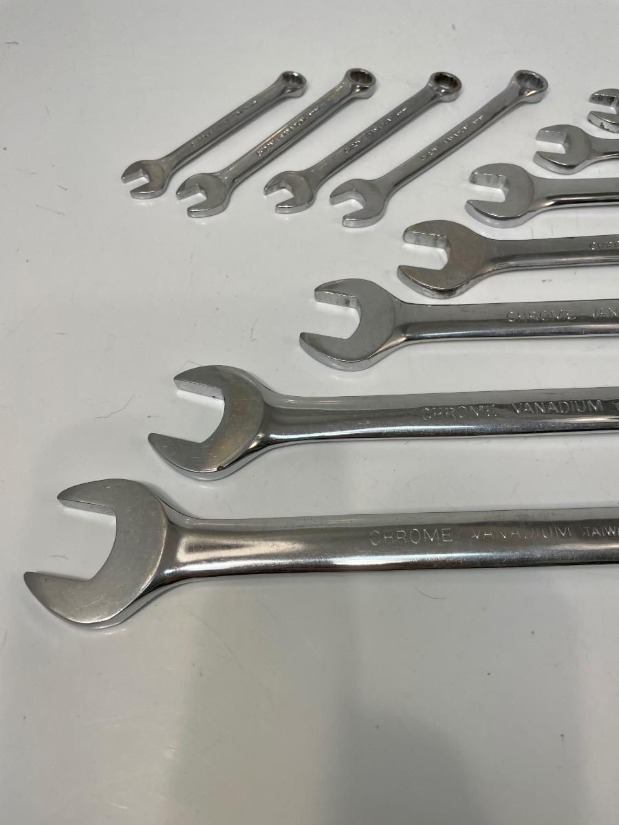 Allied Metric Combination Wrench Set | EstateSales.org