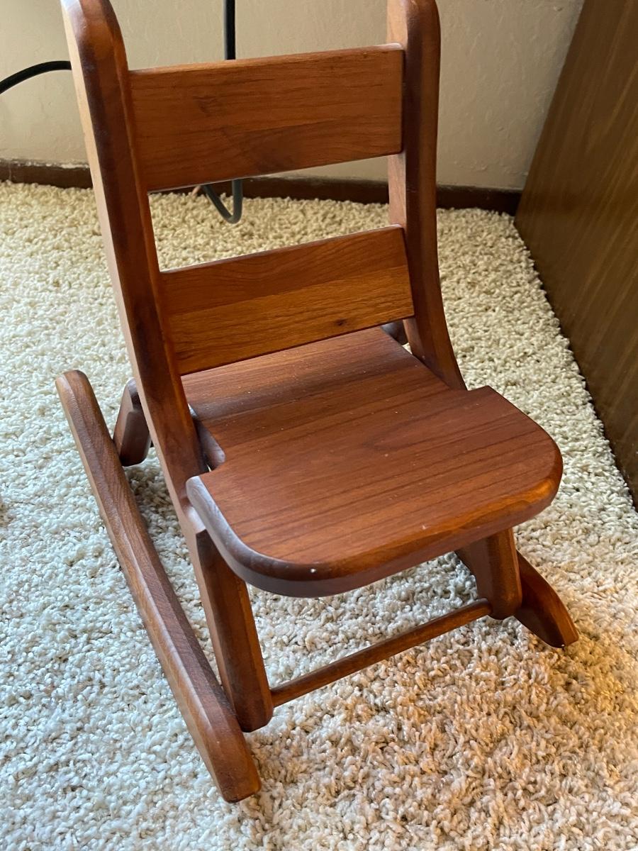 Small Rocking chair