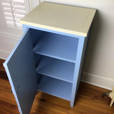 8352 Blue and White Decorative Cabinet
