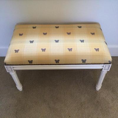 8342 White French Style Butterfly Upholstered Bench