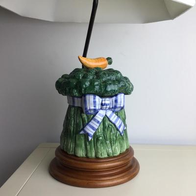 8349 Fitz and Floyd Broccoli and Carrot Lamp