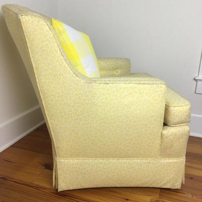 8368 Yellow and White Upholstered Arm Chair