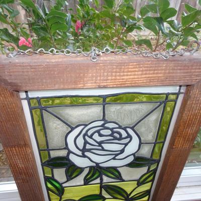 LOT 7 STAINED GLASS ROSE