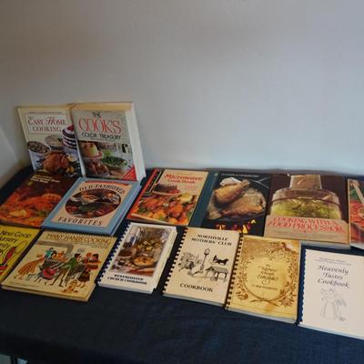 LOT 27. COOK BOOK COLLECTION