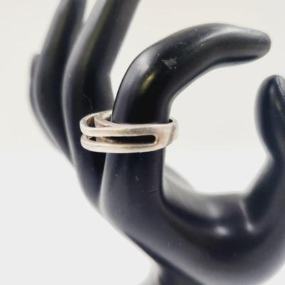ECLECTIC. 925 SILVER RING SIZE 6.5