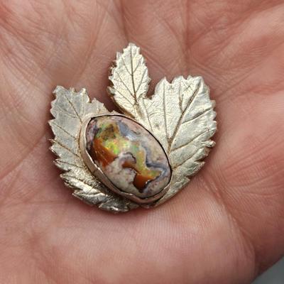 HANDCRAFTED SILVER ARTIST LEAF PENDANT