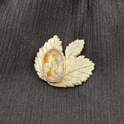 HANDCRAFTED SILVER ARTIST LEAF PENDANT
