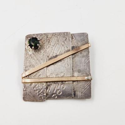 HANDCRAFTED & ARTIST SIGNED STERLING SILVER PIN
