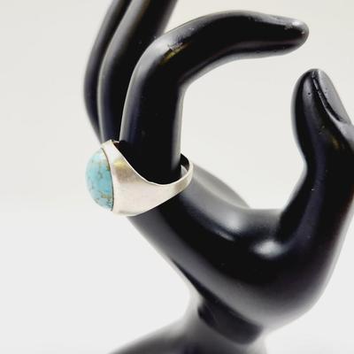 . 925 SILVER & TURQUOISE ARTIST RING SIZE 10