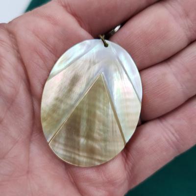 BEAUTIFUL MOTHER OF PEARL SHELL EARRINGS