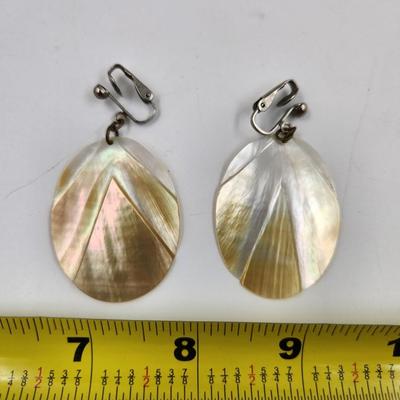 BEAUTIFUL MOTHER OF PEARL SHELL EARRINGS