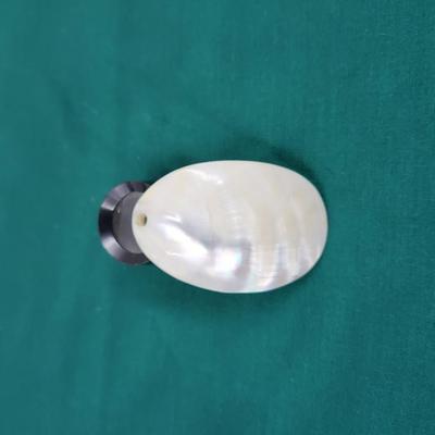 BEAUTIFUL MOTHER OF PEARL SHELL PENDANT