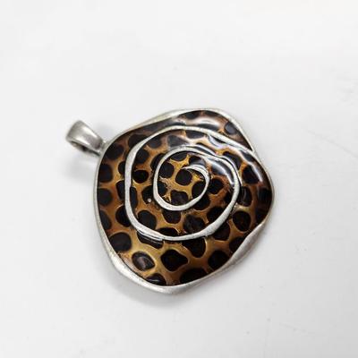 CHEETAH PRINT SILVER TONED PENDANT