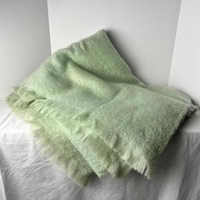 8377 Ourson 100% Mohair Throw Blanket