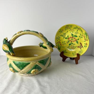 8390 Italian Bird Pottery Basket with Chinese Bowl