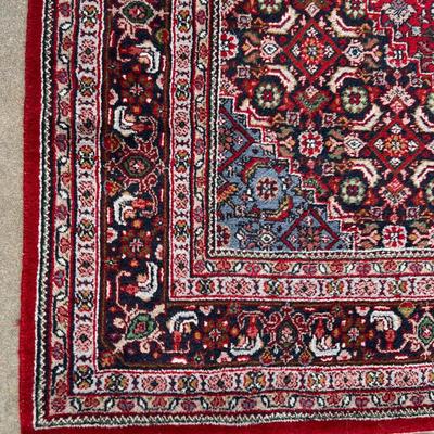 Beautiful Jewel Tones vintage Persian Style rug 6x9 handwoven