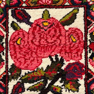 Investment Quality Pictorial Oriental Rug Handwoven 7x10 vintage