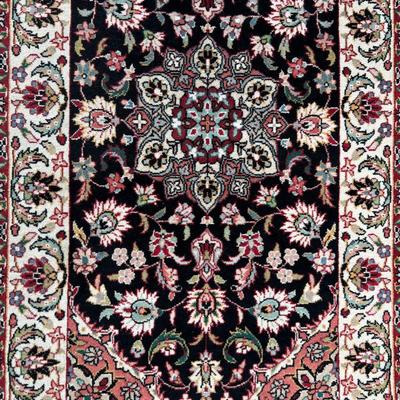 EXCEPTIONALLY FINE Oriental Hall Runner Handwoven 2x12'