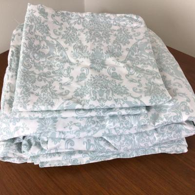 Lot. 8439. 100% Cotton CA King Sheet Set