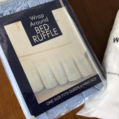Lot.8486. Assortment of King Bedding