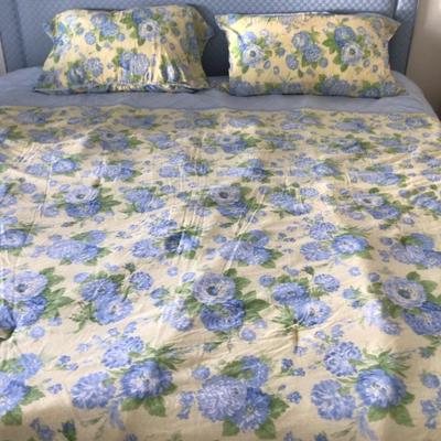 Lot 8490. Laura Ashley King Coverlet with 2 Pillows