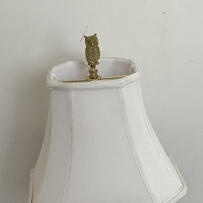 Lot 8418. Blue Asian Pottery Vase Desk Lamp