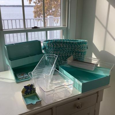 Lot 8421. Teal Desktop Organizers / Teal& White Braided Basket / Clear Organizer Bins.  ( 9 pcs )