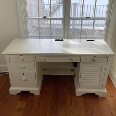 Lot 8422. White Stanley Office Desk with Shutter Style Door