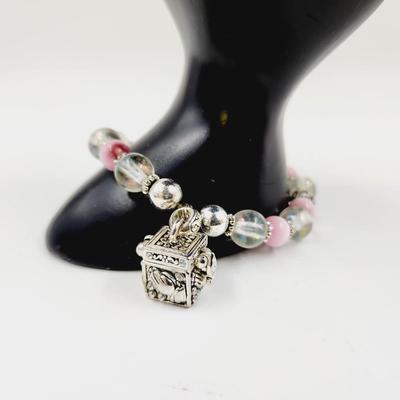 JESUS TRINKET CHARM STRETCHY BRACELET
