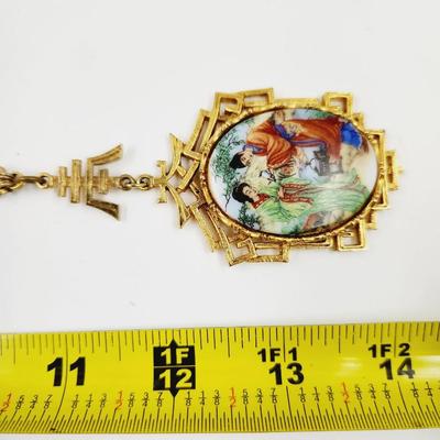 BEAUTIFUL VINTAGE ORIENTAL GOLD TONED NECKLACE