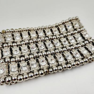 BEAUTIFUL FAUX RHINESTONE WIDE STRETCHY BRACELET