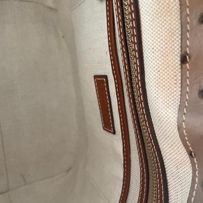 NEW Dooney and Bourke drawstring bucket bag in ostrich pattern