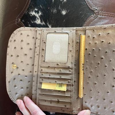 NEW Dooney and Bourke wallet