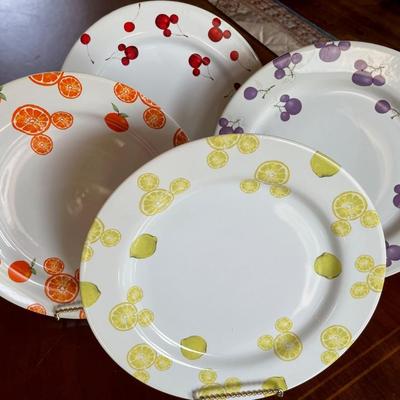 ÂºoÂº 4 SETTINGS MICKEY & CO FRUIT DINNERWARE DISNEY RARE