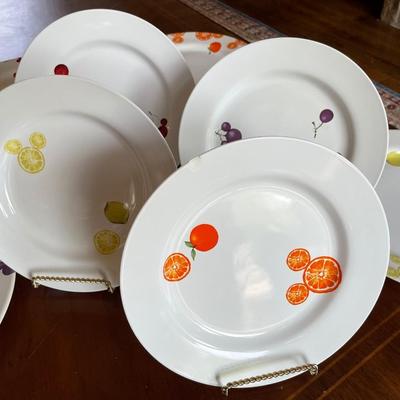ÂºoÂº 4 SETTINGS MICKEY & CO FRUIT DINNERWARE DISNEY RARE