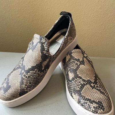 Dolce Vita NEW Snake Print Embossed Leather Sneaker with BOX