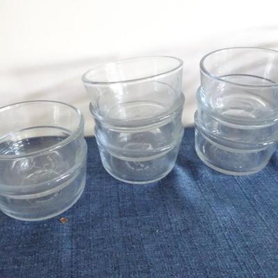 LOT 71.  GLASS SMALL BOWLS