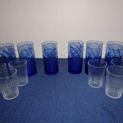 LOT 75. GLASS COLLECTIONS