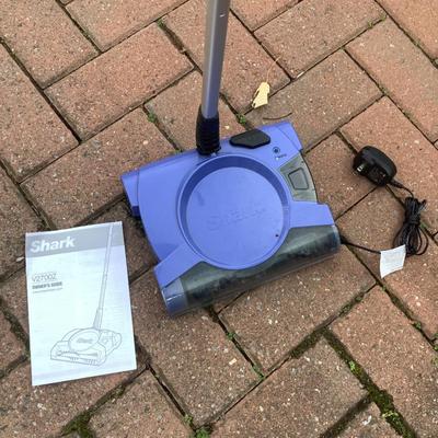 8456 Shark V27002 Vacuum & 2 Shark Cordless with Attachments