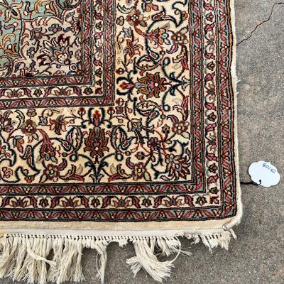 VERY FINE Silk Vintage Handwoven Oriental area rug 4x6
