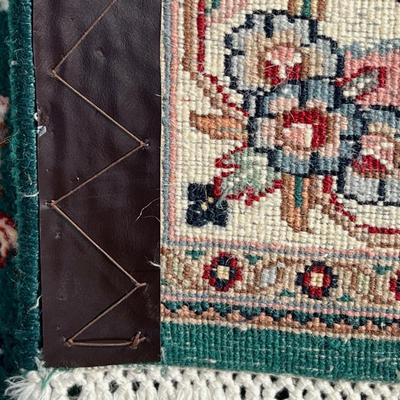 SMALL PERSIAN STYLE Vintage Area Rug in dark green 4x6