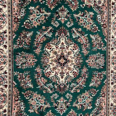 SMALL PERSIAN STYLE Vintage Area Rug in dark green 4x6