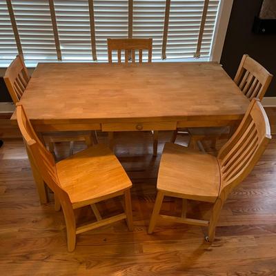 Unfinished Pine Dining Table & Five Chairs (K-MK)